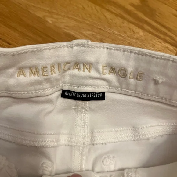 Ladies Juniors Size 00R American Eagle Outfitters White Ripped Skinny Jeans GUC - Picture 2 of 8
